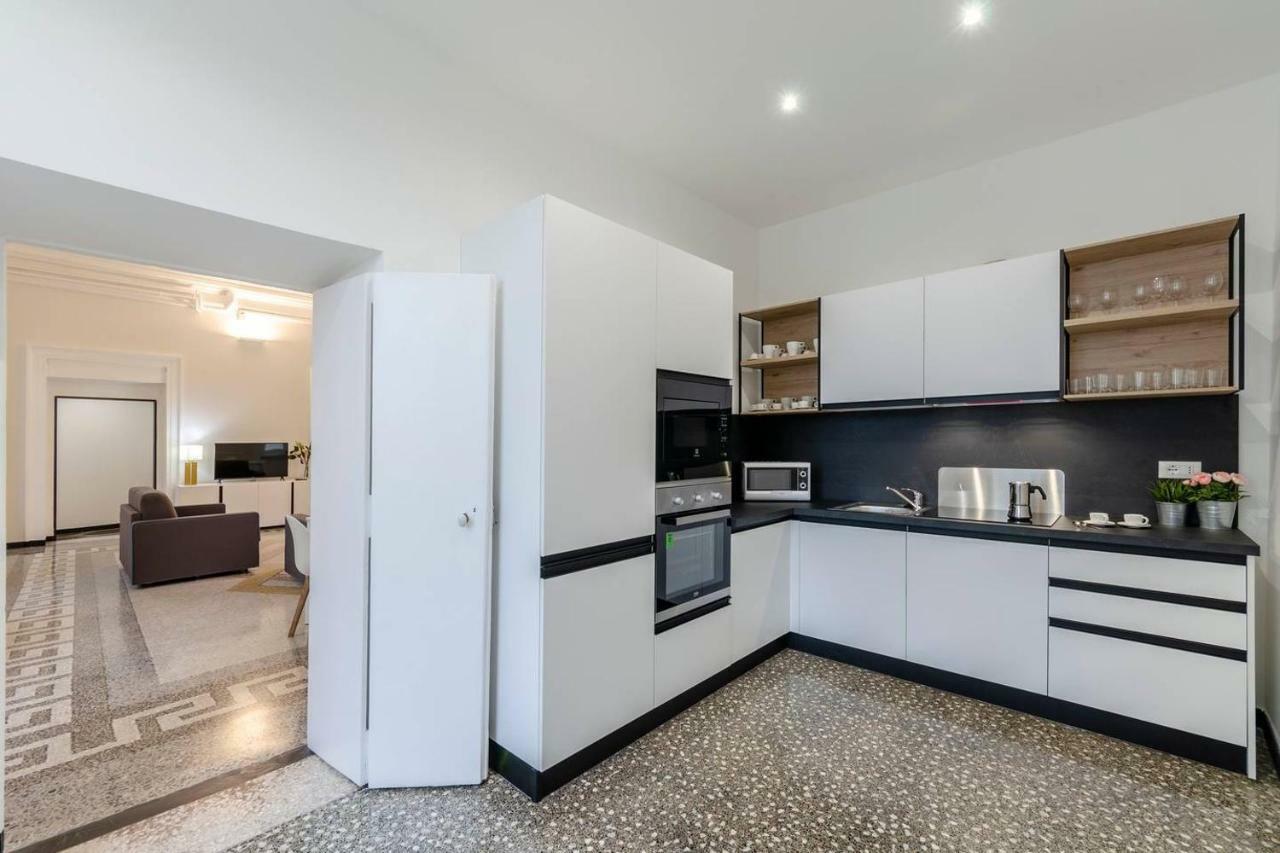 Joivy Elegant Flat For 7, In The Heart Of Genoa公寓 外观 照片