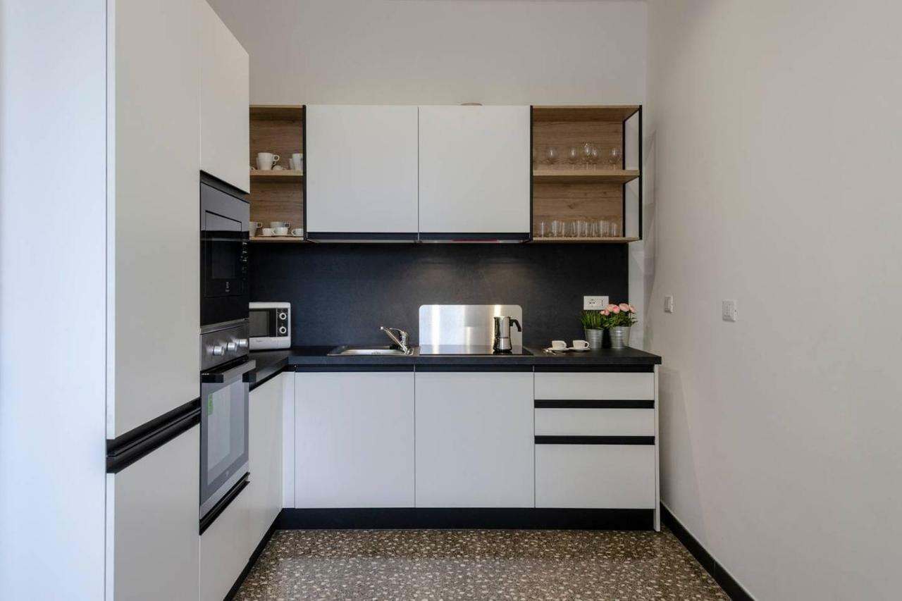 Joivy Elegant Flat For 7, In The Heart Of Genoa公寓 外观 照片